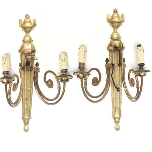 1960s Louis XVI Style Bronze Wall Sconces, France, 1960s, Set of 2 For Sale - Image 5 of 13