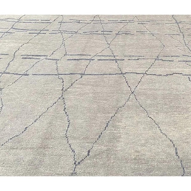 1990s Handwoven Moroccan Style Area Rug 9x12 For Sale - Image 5 of 10