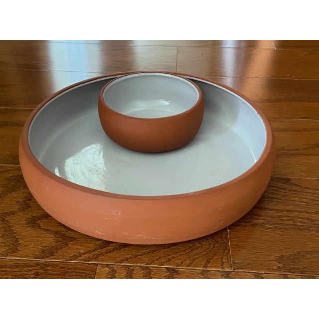 Vintage 1970s Bortner and Bortner Terracotta Chip and Dip Matte Terracotta With High Gloss Glaze Interior For Sale - Image 4 of 9