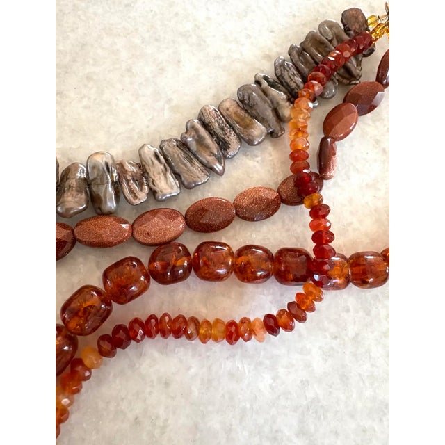 Contemporary Vintage Multi-Strand Freshwater Pearl, Carnelian Amber, and Goldtone Beaded Necklace For Sale - Image 3 of 5