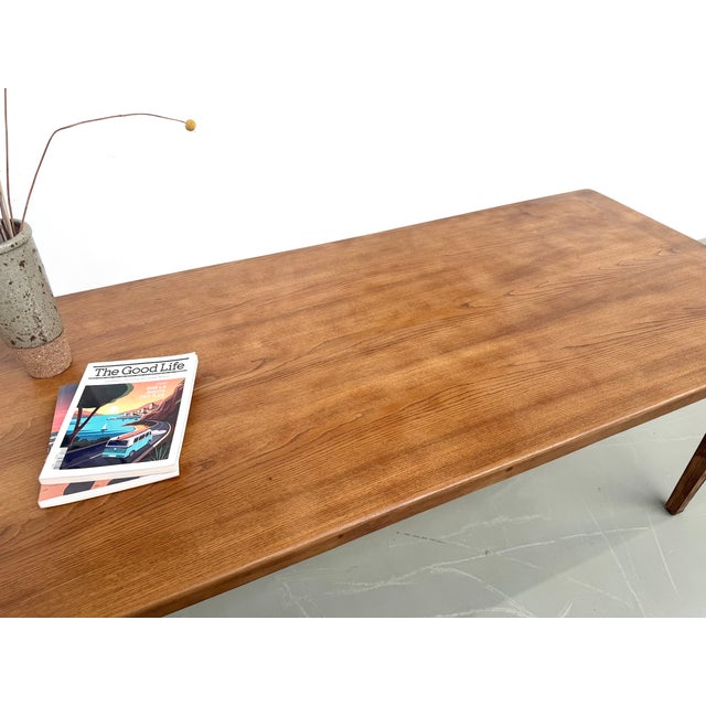 Farmhouse Table with Oak Top and Tapered Pine Legs, France, 1950s For Sale - Image 17 of 18