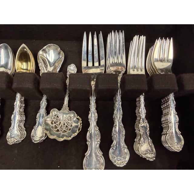 Wood 1960s Gorham "Strasbourg" Sterling Silver Flatware Service for 8 With Fitted Mahogany Chest - 95 Pieces For Sale - Image 7 of 12