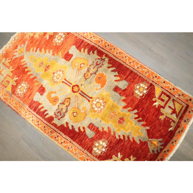 Early 20th Century Early 20th Century Zabihi Collection Red Turkish Sivas Small Rug - 1'11" x 3'5" For Sale - Image 5 of 6