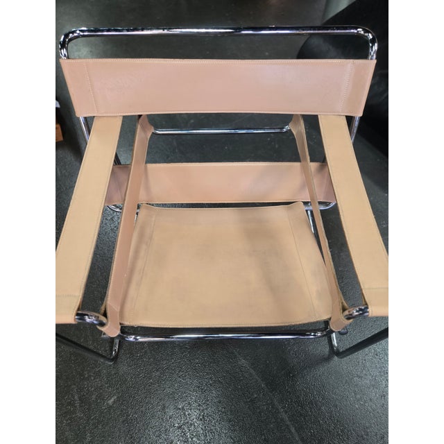 1950s Marcel Breuer for Knoll Steel and Leather Wassily Lounge Chairs - Pair For Sale - Image 5 of 10