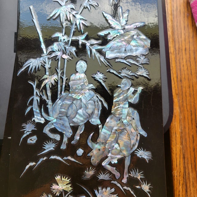 VTG Rare Set of 4 Panels Vietnamese Mother of Pearl Inlay Lacquer Fishing Hunting Plaques Farm Life MCM Sơn Mài For Sale - Image 6 of 18