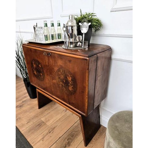 Vintage Italian Art Deco Bar Cabinet in Walnut, 1950s For Sale - Image 4 of 12