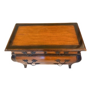1980s Pair Theodore Alexander Distressed 4 Drawer Bombay Chests For Sale