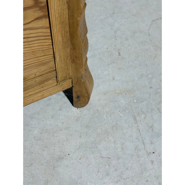 Antique Pine Three Drawers - Chest of Drawers From England For Sale - Image 16 of 18