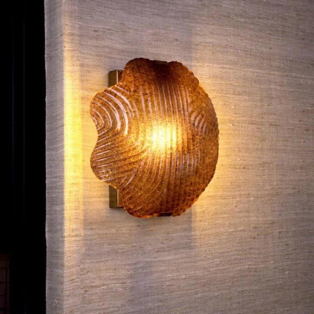 Vintage Wall Lamps in Brass and Textured Glass, Set of 2 For Sale - Image 3 of 8