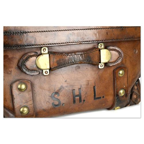 English Leather Suitcase from John Pound & Co Ltd, 1920s For Sale - Image 6 of 9