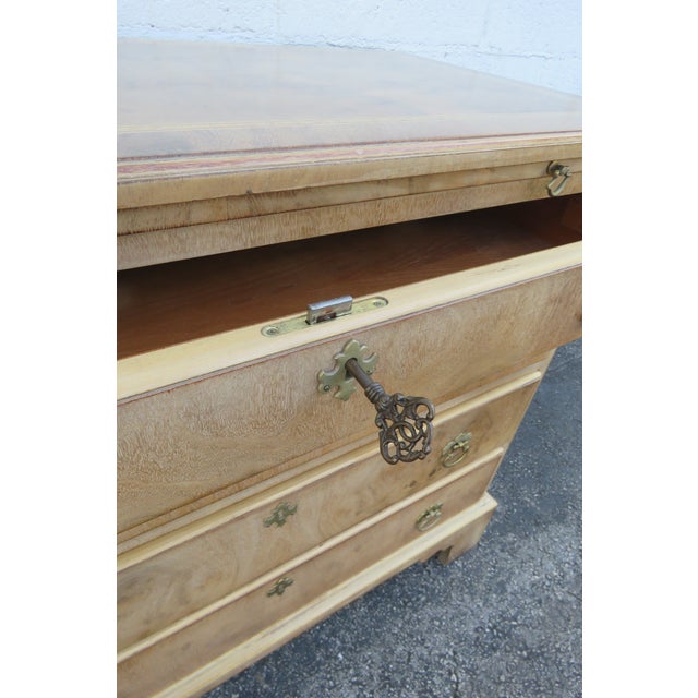 Late 20th Century E J Victor Large Nightstands Commodes Dressers With Pullout Tray a Pair 6285 For Sale - Image 5 of 18