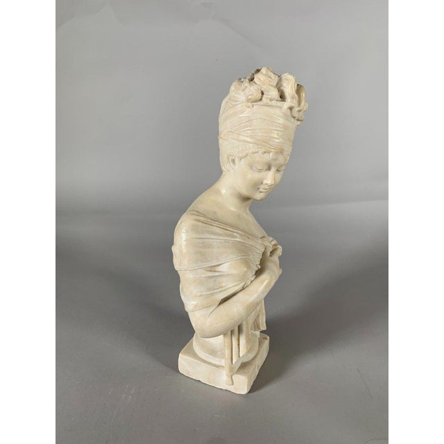 Traditional Marble Sculpture Bust of Madame de Récamier after Joseph Chinard (1756-1813), 19th Century For Sale - Image 3 of 10