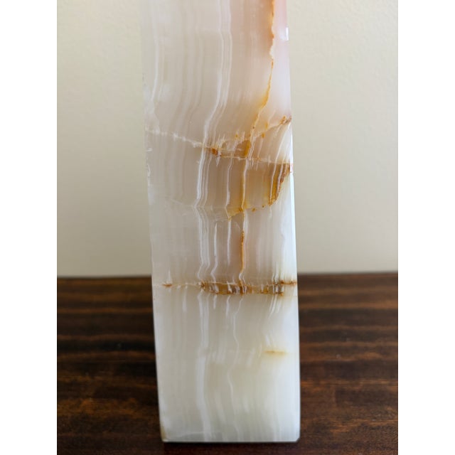 Green and Brown Onyx Marble Obelisk With Dramatic Veining For Sale - Image 10 of 10