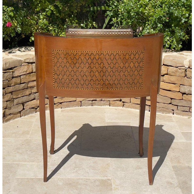 Louis XV / Louis XVI Transition Marquetry Desk For Sale - Image 11 of 13