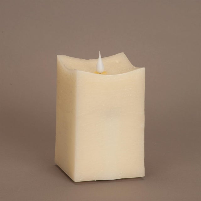 Modern Simplux LED Squared Candle with Moving Flame and Remote (Set of 2) For Sale - Image 3 of 3