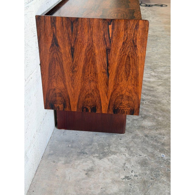 Rosewood Four Drawer Dresser Chest Low Storage Bagn Møbelindustri Bruksbo Norway 1960s For Sale - Image 10 of 11