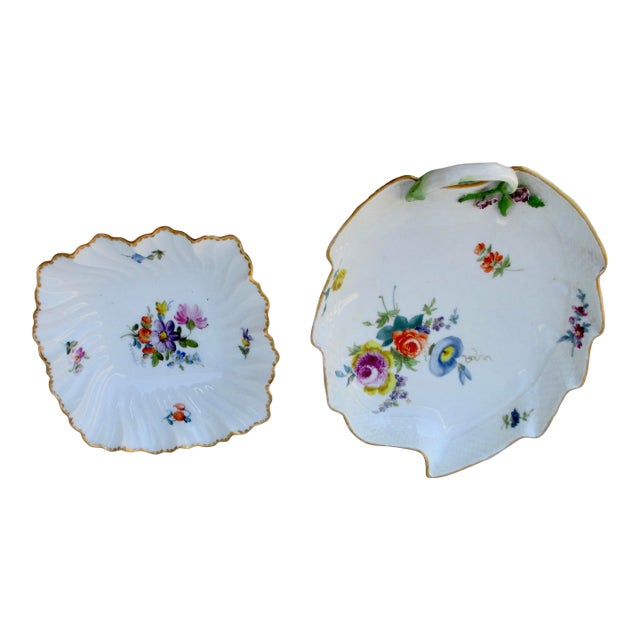 Pair of Meissen Style Porcelain Dishes For Sale