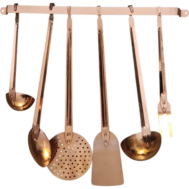 French Country Vintage Solid Copper Kitchen Utensil Set With Hanging Rack, 7 Pieces For Sale - Image 3 of 6