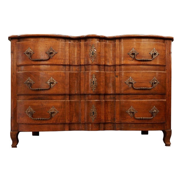 18th Century French Crossbow Front Chest of Drawers in Walnut For Sale