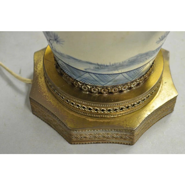 Blue Vintage Japanese Blue White Porcelain Jardinierie Vase Chinoiserie Table Lamp For Sale - Image 8 of 15