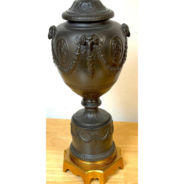 Mid 20th Century Warren Kessler Wedgwood Style Black Basalt Neoclassical Urn Lamps - a Pair For Sale - Image 15 of 16