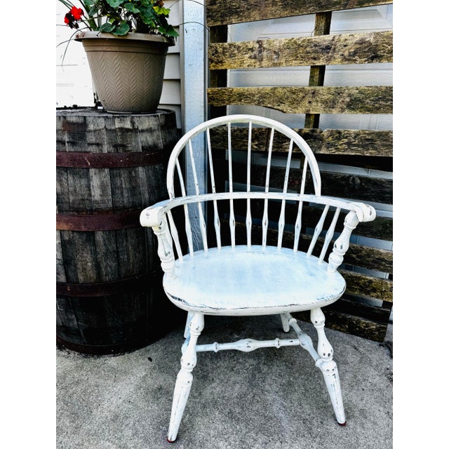 Late 20th Century Vintage White Distressed Farmhouse Nichols & Stone Bow-Back Windsor Armchair For Sale - Image 5 of 5