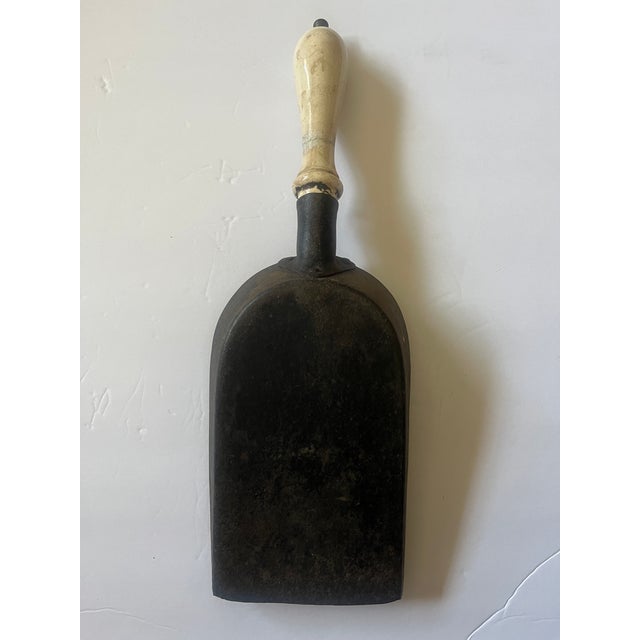 Highest Quality Victorian Aesthetic Japanned Metal Complete Coal Scuttle Box, Purdonium Original Shovel Marked H.Loveridge & Co. The Edinburgh C1880 For Sale - Image 9 of 14