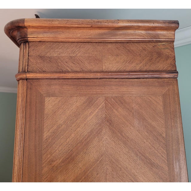 Antique French Louis XV Style Carved Walnut Double Mirror Door Armoire Wardrobe For Sale - Image 13 of 18
