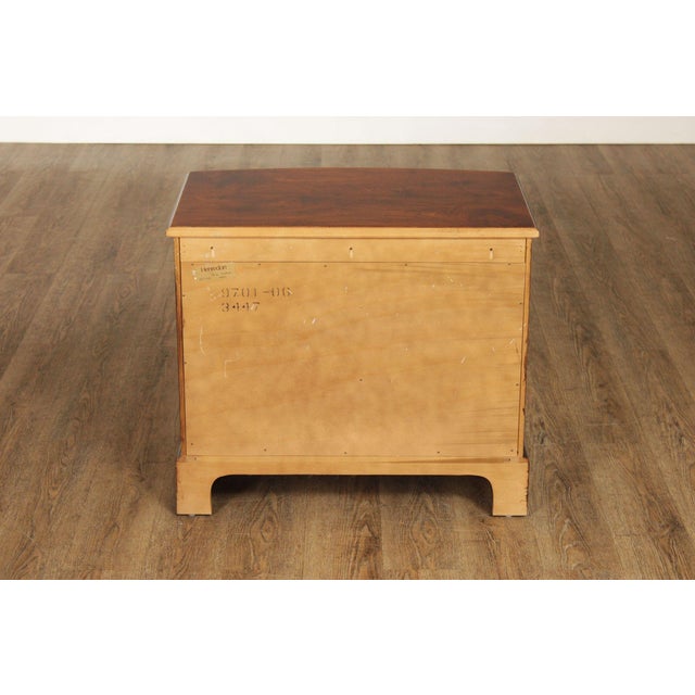 Henredon Aston Court Pair Of Mahogany Nightstands For Sale - Image 15 of 18