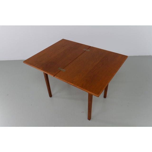 Danish Mid-Century Compact Folding Oak Dining Table C5 by Børge Mogensen, 1950s. Small and practical extendable foldable...