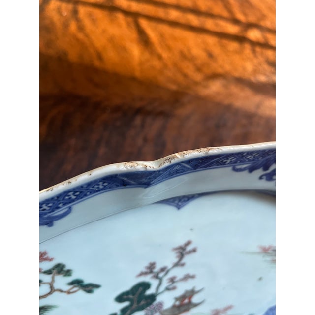 Chinese 18th Century Qianlong Period Chinese Export Famille Rose Porcelain Charger or Platter For Sale - Image 3 of 11