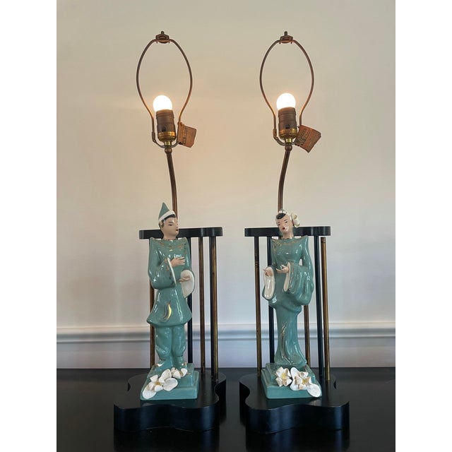 Style & Era: Mid-Century Vintage Chinoiserie Artist & Origin: Custom-made by acclaimed California artist Walter Wilson,...