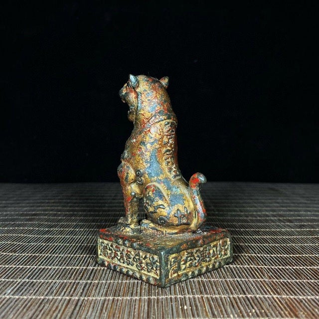 Vintage Gilt Bronze Tiger Seal - Bagua Protection Charm For Sale In Los Angeles - Image 6 of 9