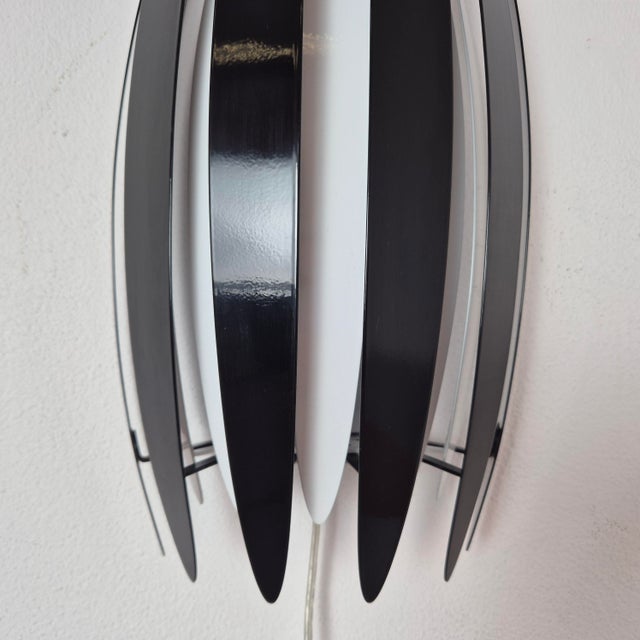 Jaws Wall Lamp from Frandsen, Denmark, 1980s For Sale - Image 4 of 8