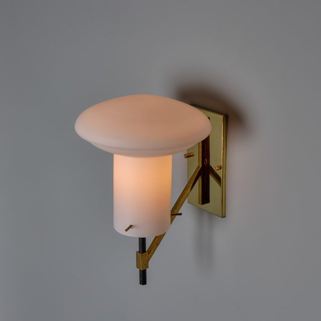 Ignazio Gardella 1970s Sculptural Glass and Brass Sconces Attributed to Ignazio Gardella - a Pair For Sale - Image 4 of 17