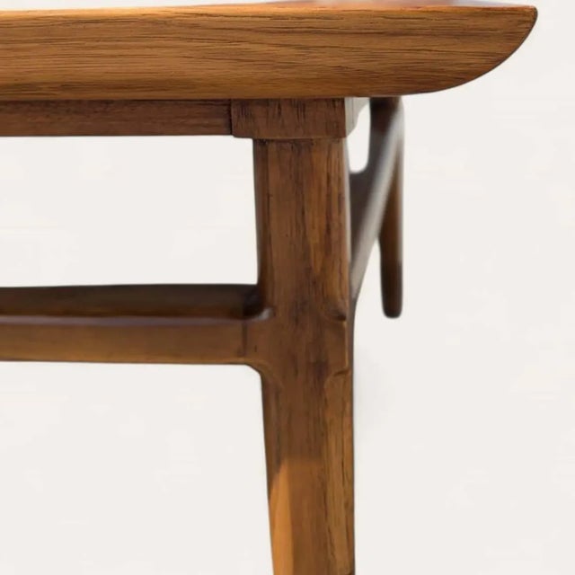 Tomlinson Sophisticate Model 315 Fossil Marble and Pecan Coffee Table, 1960s For Sale In Los Angeles - Image 6 of 10