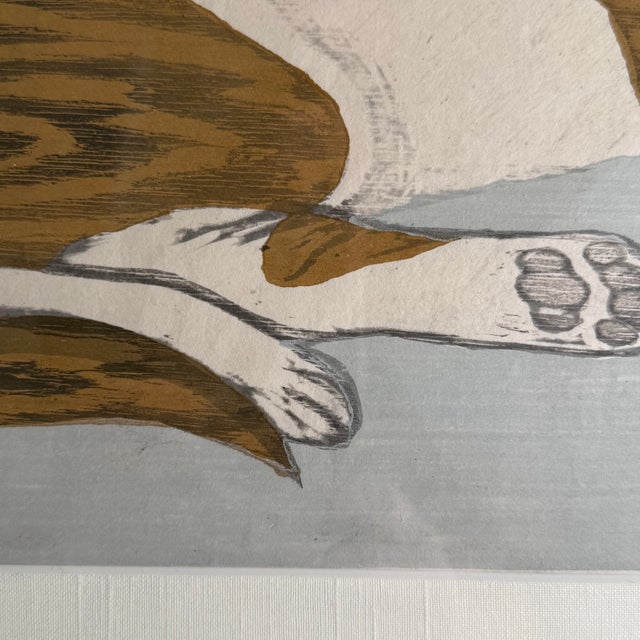 Brown Mid-Century Jun’ichirō Sekino Signed Japanese Woodblock Print of a Reclining Cat, Framed For Sale - Image 8 of 9