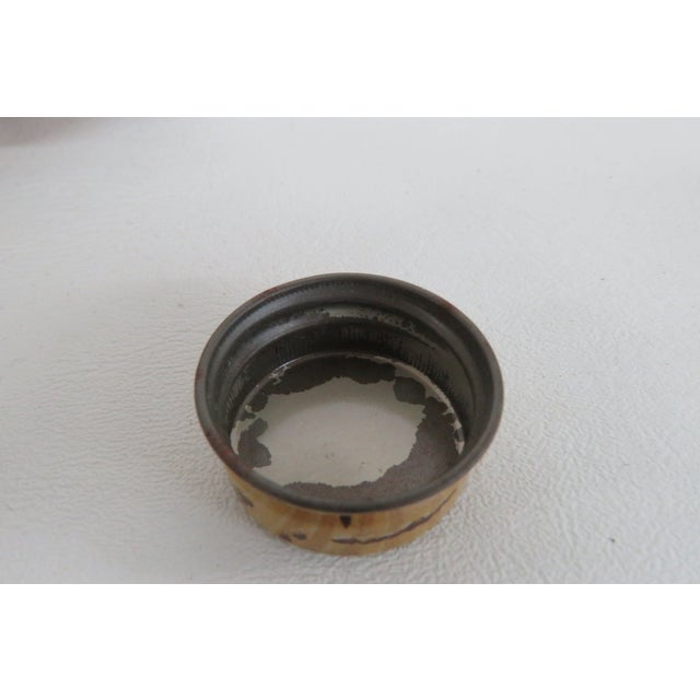 Log Cabin Syrup Bottle 1776 Bicentennial 1976 Amber Glass Flask With Cap 4693b For Sale - Image 14 of 14