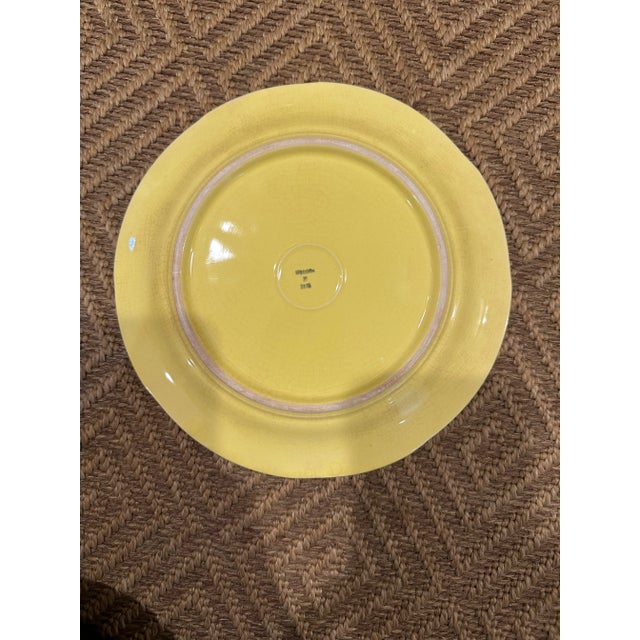 Canary Yellow 1950s Vintage Selca Yellow Majolica Cabbage Plate Set- 42 Pieces For Sale - Image 8 of 12