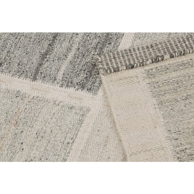 Textile Rug & Kilim’s Scandinavian Style Kilim and Square Rug in Gray Geometric Patterns For Sale - Image 7 of 8