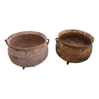 Pixie-Ear Three-Legged Garden Planters in Cast Iron, Set of 2 For Sale