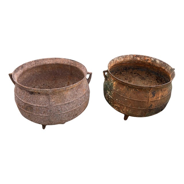 Pixie-Ear Three-Legged Garden Planters in Cast Iron, Set of 2 For Sale