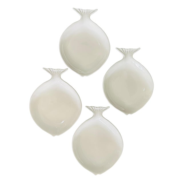 Set of 4 Vintage Pottery Barn Seashore Fish Plates | White Stoneware Figural Appetizer Salad Plates | Retired 2007 Collection | Coastal Chic For Sale - Image 9 of 13