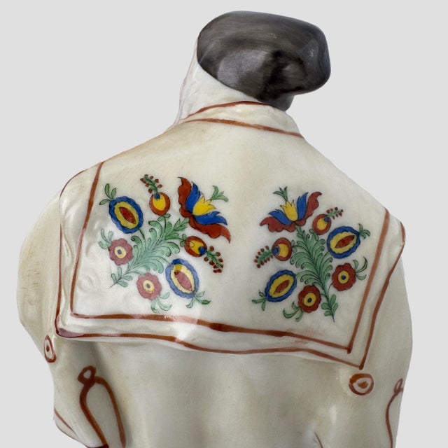 Vintage Herend János Pásztor “Farewell” Hand-Painted Porcelain Figurine No. 5506 For Sale - Image 9 of 11