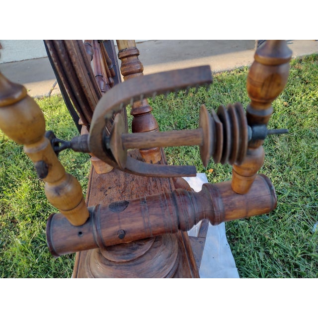 Primitive Saxony Woden Spinning Wheel 19th Century For Sale In Phoenix - Image 6 of 9