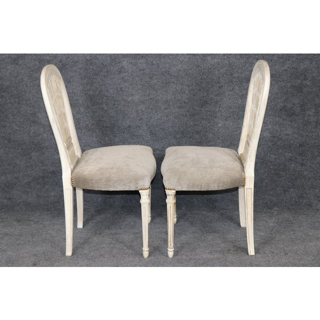 Maison Jansen Set of 10 Maison Jansen Balloon Back Paint Decorated Distressed Dining Chairs For Sale - Image 4 of 18