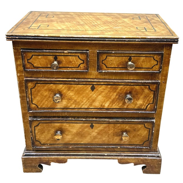19th Century Painted Pine Chest of Drawers, 1850 For Sale - Image 4 of 10