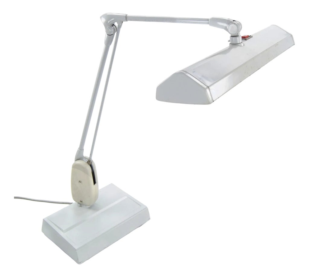 model-2324-floating-fixture-