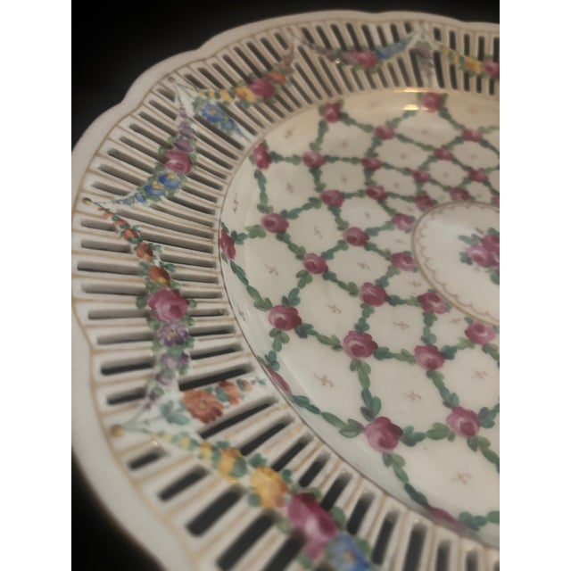 Antique German Carl Thiem Dresden Reticulated Porcelain Footed Dessert Tazza/Compote For Sale In Los Angeles - Image 6 of 8