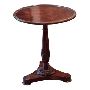 1920s English Mahogany Side Table